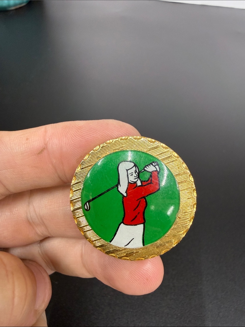 Gold-Tone Green & Red Golf Brooch - Classic Sporting Pin